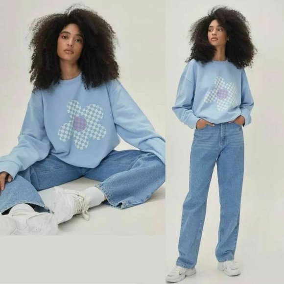 Nasty Gal Women's Size M Baby Blue  Graphic Flower Oversized Sweatshirt - Picture 1 of 5